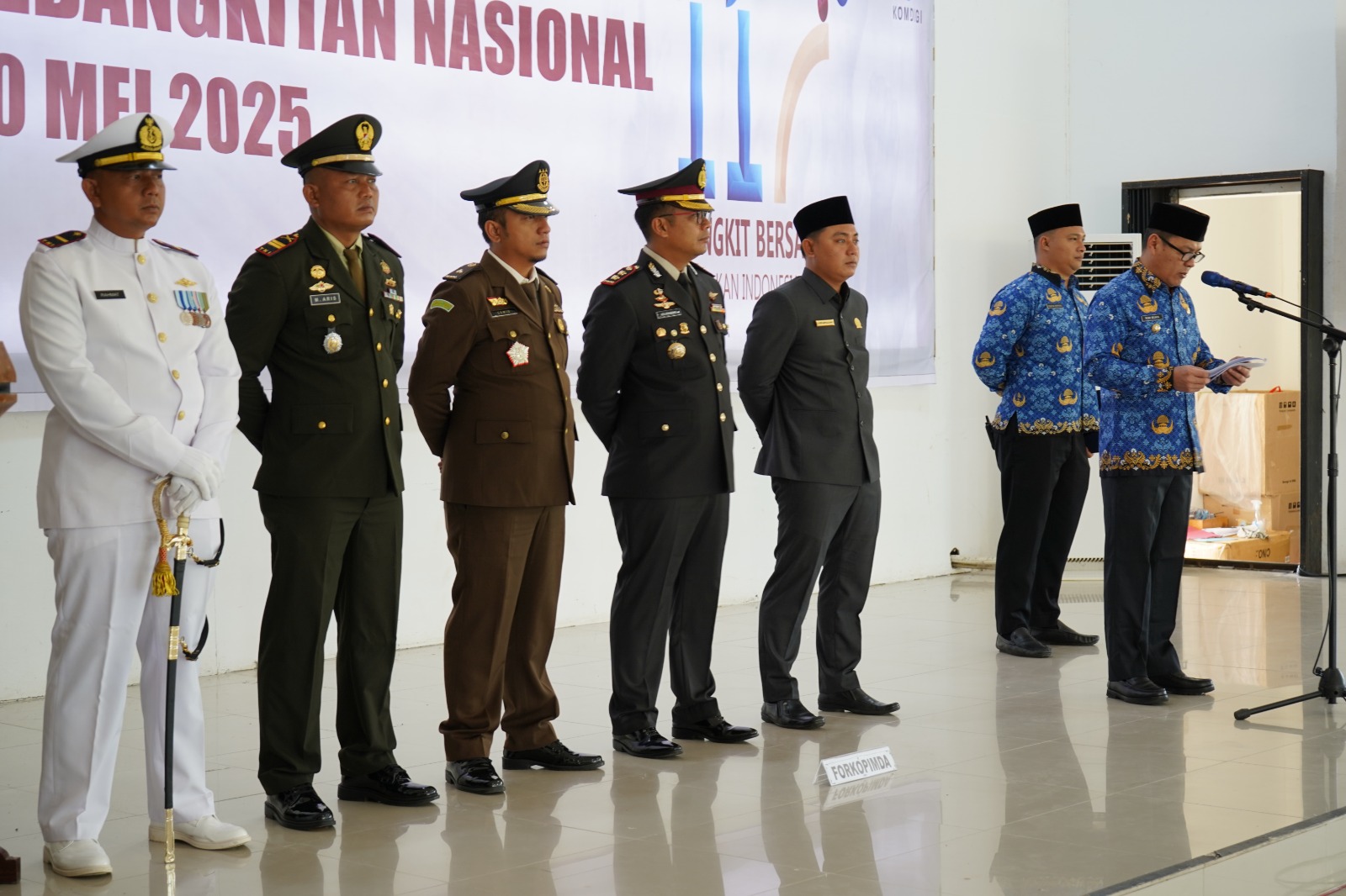 ketua-dprd-kabupaten-kayong-utara-hadiri-upacara-peringatan-hari-kebangkitan-nasional-ke-117-tahun-2025-20250626173858